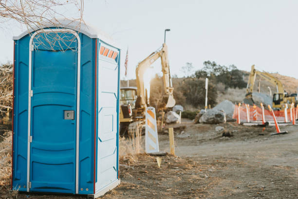 Porta potty delivery and setup in Olivarez, TX